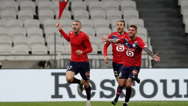 Με την ανωτερότητα της Λιλ