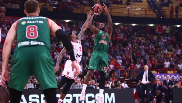 ACB:Ντέρμπι σε Βαλένθια-Βαρκελώνη