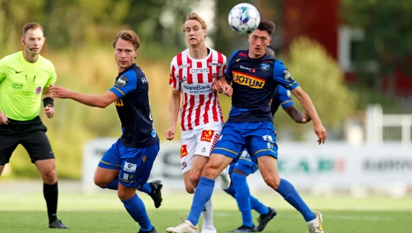 Ψηλά η Σάντεφιορντ