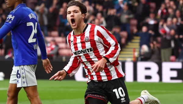 Άσος στο Σέφιλντ, γκολ στο Μπλάκμπερν