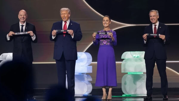 Παγκόσμιο Κύπελλο 2026: Λάμψη και...  Τραμπ στην κλήρωση - Οι όμιλοι