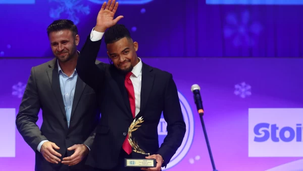 Βραβεία ΠΣΑΤ 2025: Ο Εμμανουήλ Καραλής κορυφαίος αθλητής της χρονιάς