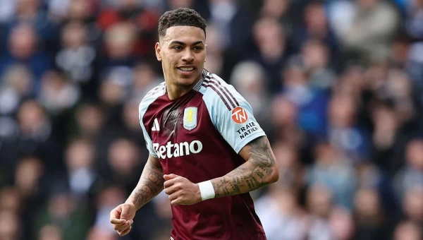 Εντυπωσιάζει η Αστον Βίλα