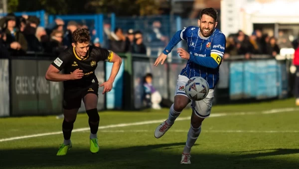 Νάσιοναλ Λιγκ: Τρούρο - Γουέλντσοουν, σε αντίθετες τροχιές