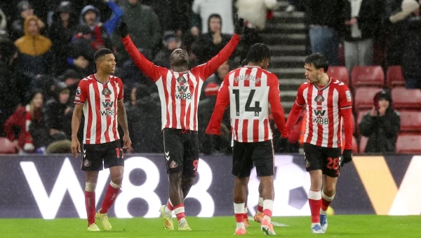 Πρέμιερ Λιγκ: Λίγα γκολ στο Μέρσεϊσαϊντ, πολλά στο Λονδίνο