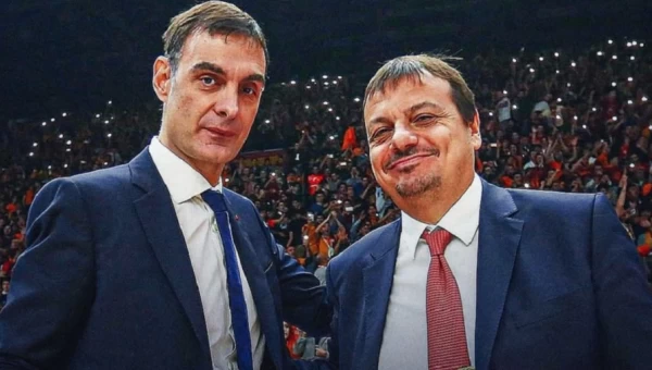 Κερδίζουν οι "αιώνιοι"