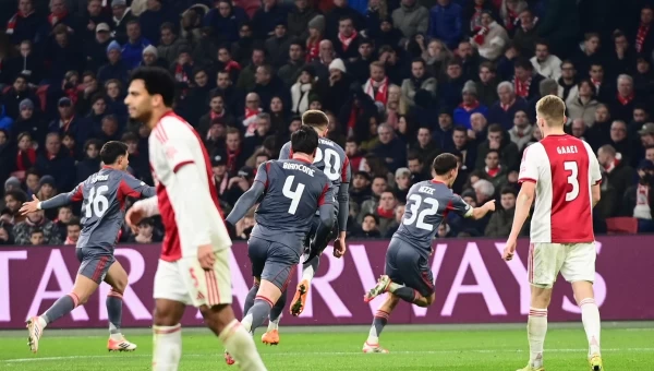 Άγιαξ - Ολυμπιακός 1-2: Θρύλε, το μεγαλείο σου, τελειωμό δεν έχει!