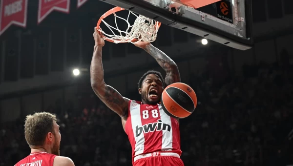 Ολυμπιακός - Μπαρτσελόνα 87-75: «Ροντέο» και δήλωση τετράδας