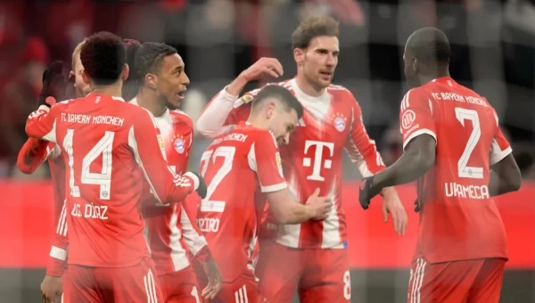 Μπάγερν οκτώ αστέρων!