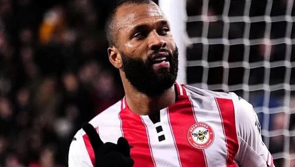 Πρέμιερ Λιγκ: Mπορεί το διπλό η Τσέλσι