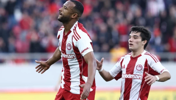 Ο Ολυμπιακός νίκησε το Βόλο και πάει για "τελικό" πρόκρισης στο Άμστερνταμ