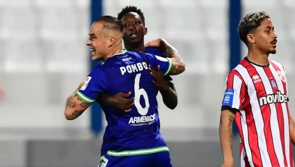 Super League: Πανσερραϊκός - Κηφισιά, θέλει αλλά δεν μπορεί