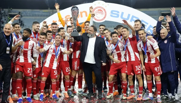 Όλυμπιακός - ΟΦΗ 3-0: Ερυθρόλευκο το Σούπερ Καπ!