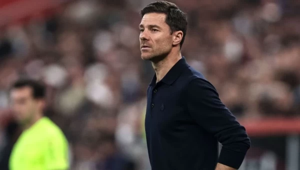 Τέλος από τη Ρεάλ ο Τσάμπι Αλόνσο, αναλαμβάνει ο Αρμπελόα