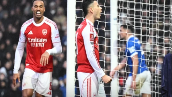 Εύκολη πρόκριση για την Άρσεναλ