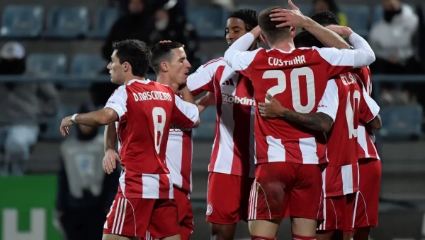 Αστέρας Τρίπολης - Ολυμπιακός 0-3: Ποντένσε,Ταρέμι υπέγραψαν το διπλό κορυφής