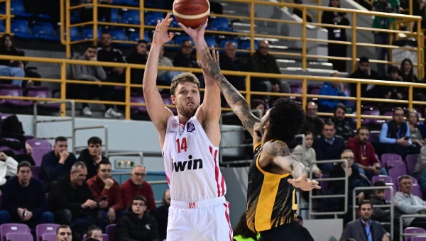 Ολυμπιακός-ΑΕΚ 81-67: Ερυθρόλευκη πρόβα… ημιτελικών