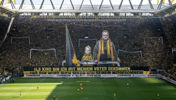 Παλιοσειρά η Ντορτμουντ!