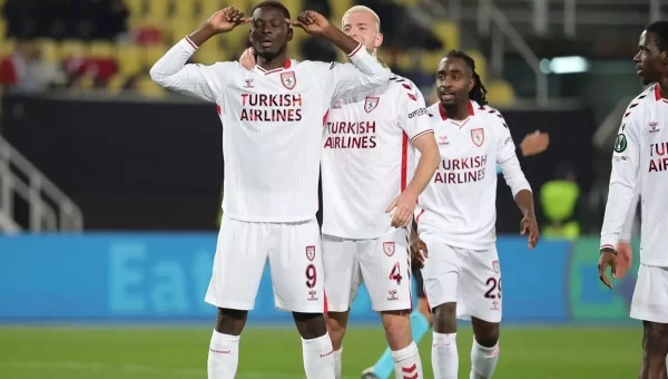 Conference League: Σαμσουνσπόρ - Σκεντίγια, ολοκληρώνουν το έργο τους οι Τούρκοι