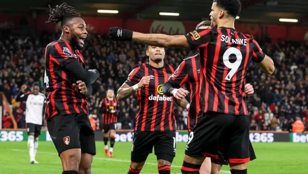 Γκολ στο Μπόρνμουθ, διπλό η Μόρκαμ