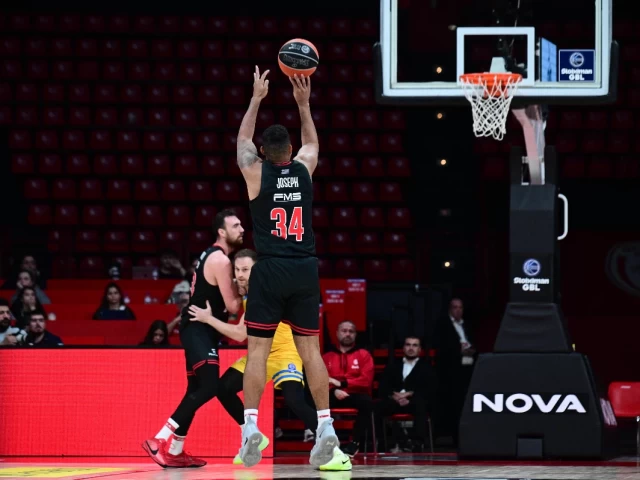 Ολυμπιακός - Περιστέρι 94-71: Καθάρισε με τρίποντες εκτελέσεις, παρά την απουσία Βεζένκοβ!  