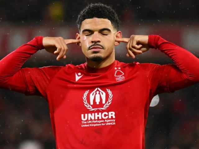 Πρέμιερ Λιγκ: Κερδίζουν Βίλα και Φόρεστ