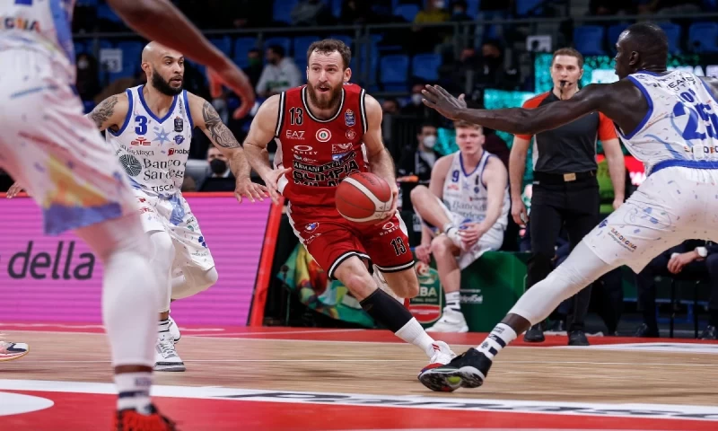 Πλέι οφ Lega Basket: Ανεβάζει ταχύτητα η Μιλάνο