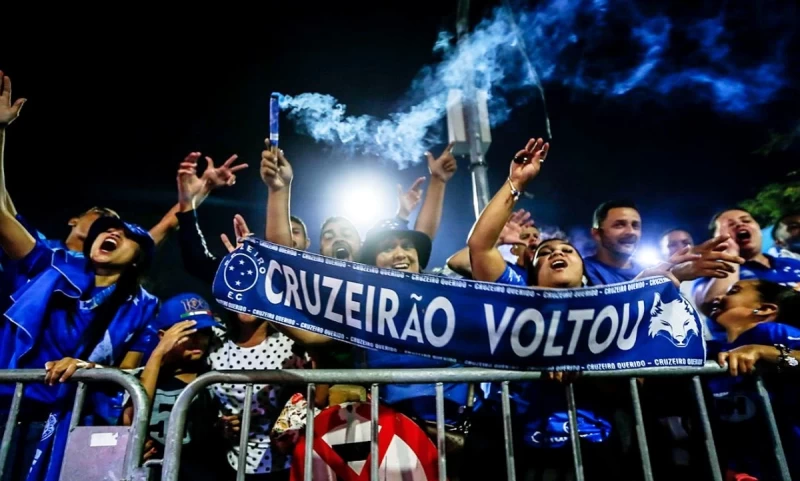 Β' Βραζιλίας: Ντέρμπι Κρουζέιρο - Βάσκο με γκολ και φόντο την άνοδο