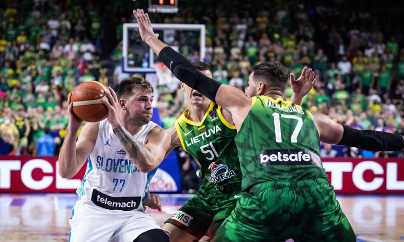 Eurobasket: Στο τέλος νικά η Σλοβενία του Ντόντσιτς [vids]