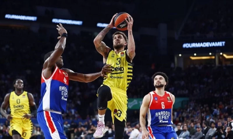 Euroleague: “Καθάρισε” και την Εφές η αήττητη Φενέρμπαχτσε (79-88)! {vid}