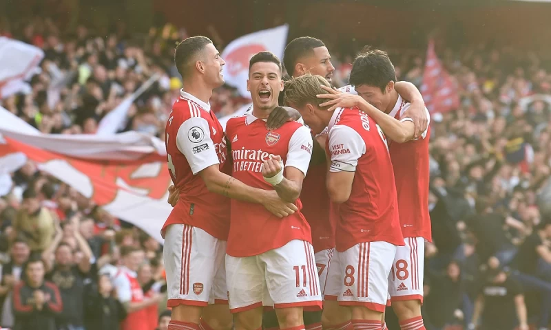 Premier League: Η Άρσεναλ «καθάρισε» και τη Λίβερπουλ [vids]