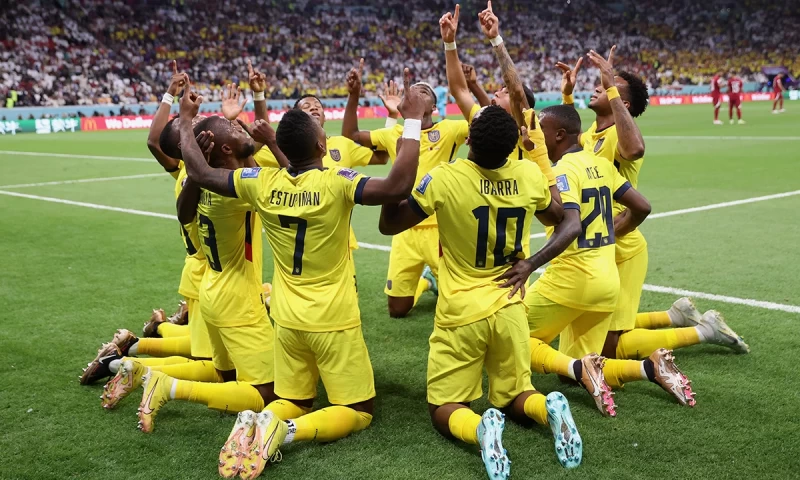 Παγκόσμιο Κύπελλο 2022: Με το... δεξί το Εκουαδόρ του Βαλένσια [vids]