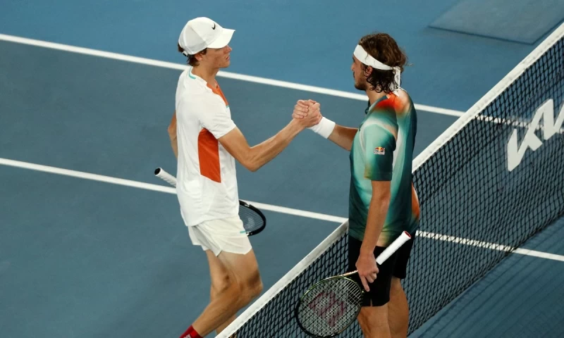 Ο Τσιτσιπάς προκρίθηκε άνετα στους «16» του Australian Open (vid)