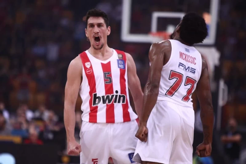 Θρίαμβος Ολυμπιακού (75-52) και 2-1 τον Παναθηναϊκό [vid]