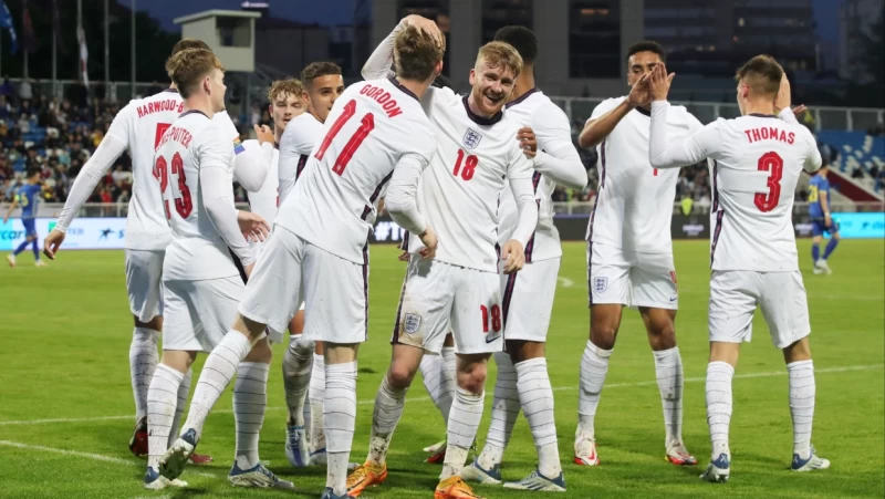 EURO U21: Με τα γκολ σε Αγγλία και Γαλλία, έναν βαθμό θέλουν οι Τσέχοι! 