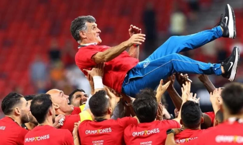 Ανανέωσαν Σεβίλλη-Μεντιλίμπαρ