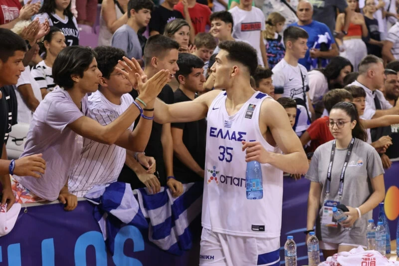 Το χάλκινο της Νέων και το μέλλον