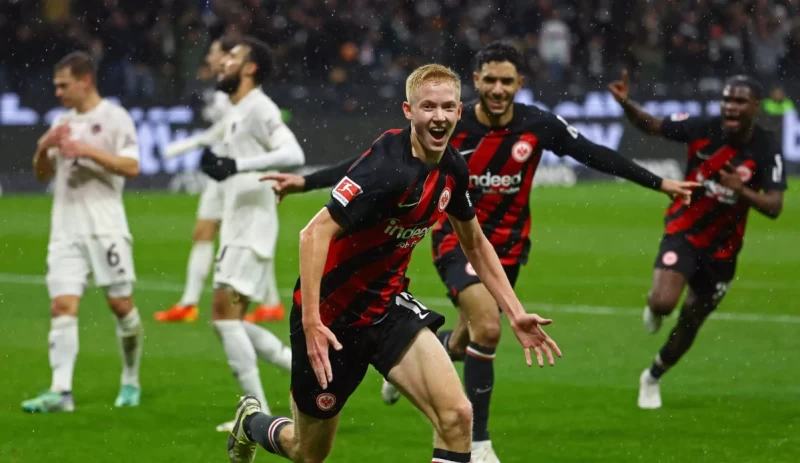 Bundesliga: Συντριβή για τη Μπάγερν, 5-1 από την Άιντραχτ! [vid]