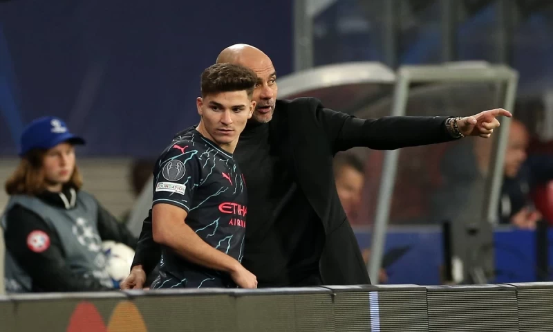 Ουράβα – Μάντσεστερ Σίτι με ειδικά στοιχήματα και ενισχυμένες αποδόσεις