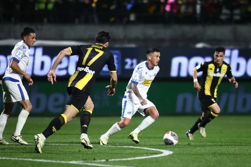 Super League: Λαμία - Άρης, αγγαρεία με το μυαλό στο Κύπελλο