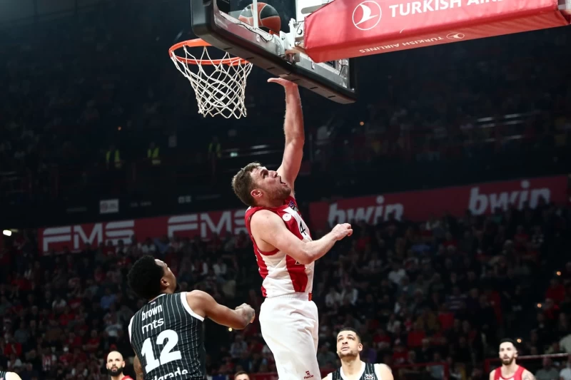 Ολυμπιακός-Παρτιζάν 82-70: Κυρίαρχος και... επετειακός