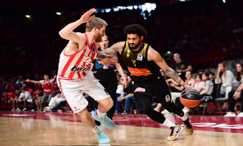 Basket League: Ολυμπιακός – ΑΕΚ 87-85 (vids)