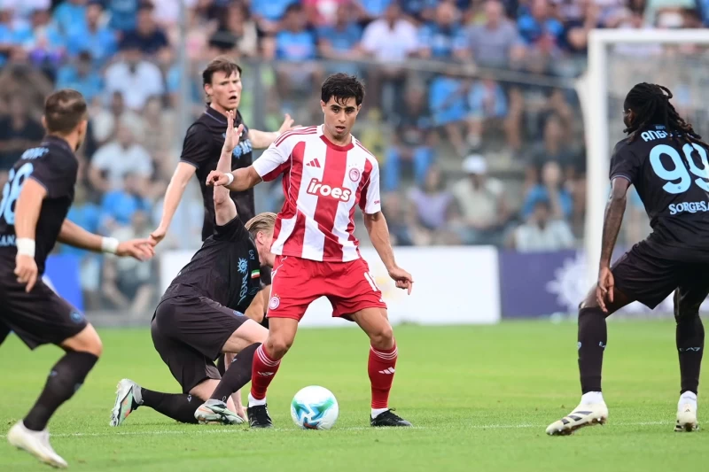 Νάπολι - Ολυμπιακός 2-1: Φιλική ήττα «στα σημεία»