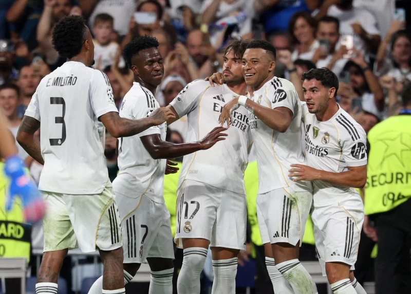 Champions League: Νίκη με 10 ξανά η Ρεάλ, 2-1 τη Μαρσέιγ