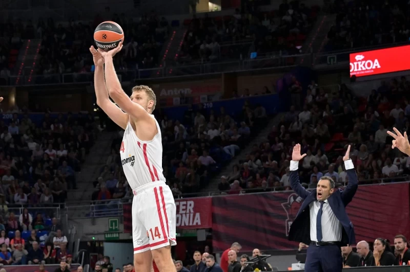 Μπασκόνια - Ολυμπιακός 102-96: Μίλησαν οι προσωπικότητες 