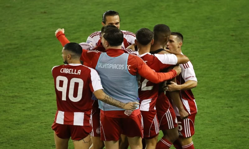 Συνέχεια στη δράση της Super League με ενισχυμένες αποδόσεις!