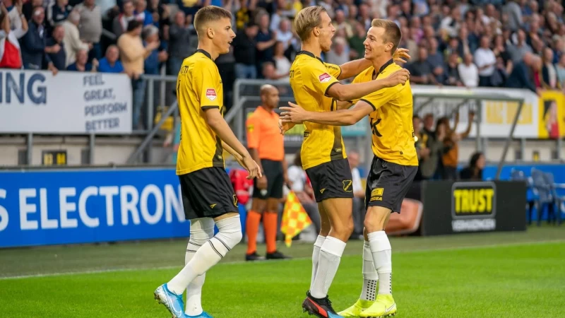 Σκοράρουν και οι φιλοξενούμενοι