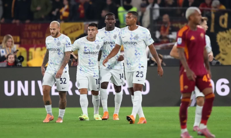 Άλωσε τη Ρώμη και πάτησε κορυφή η Ίντερ