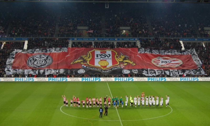 “Kαθαρίζει” από νωρίς η PSV