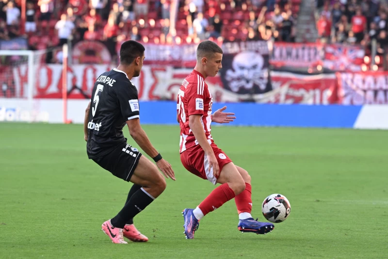 Απόλυτο στο Καραϊσκάκη